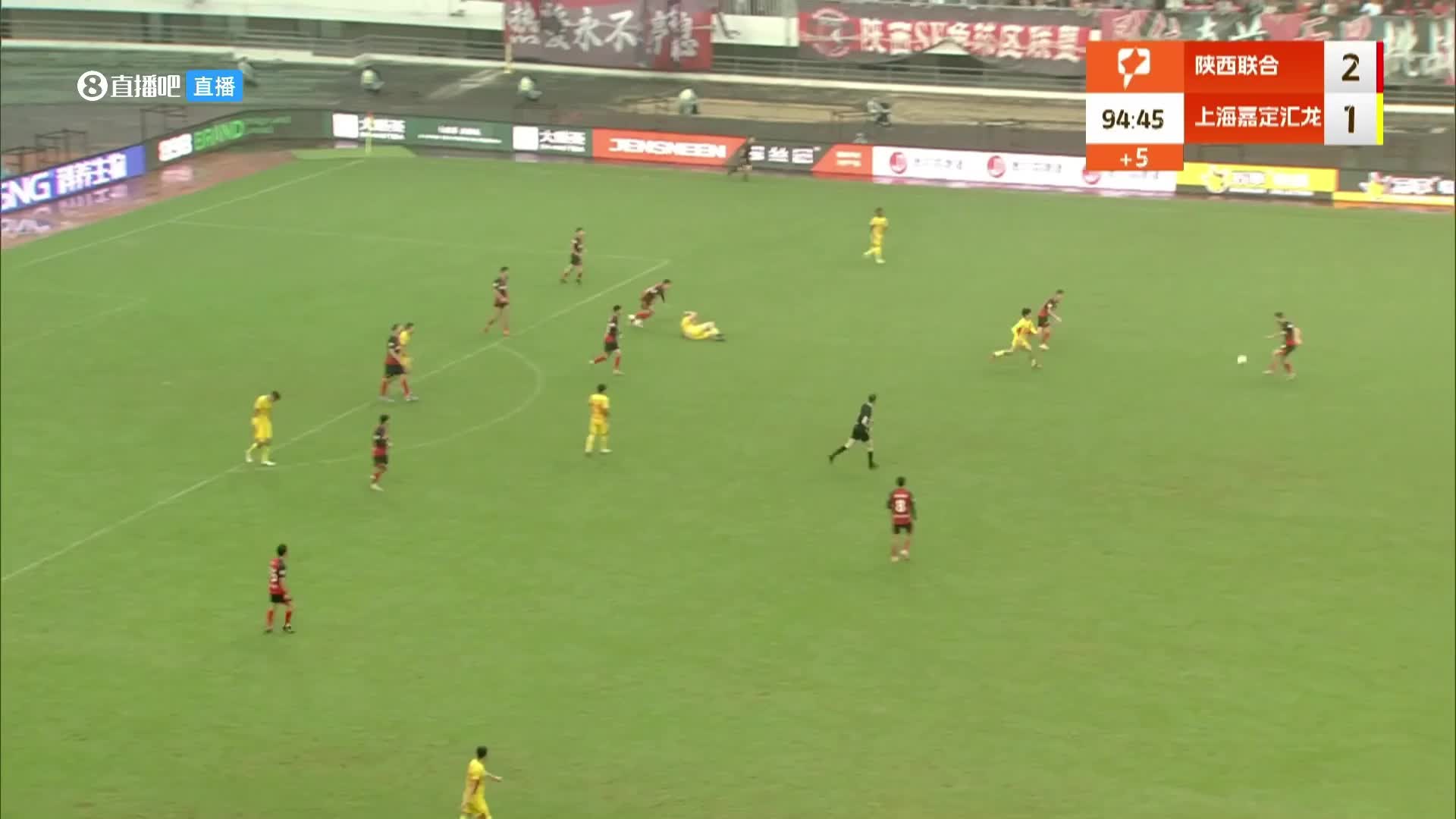 神仙球！陕西联合外援前锋轰超远距离吊射，中圈位置起脚直入网窝